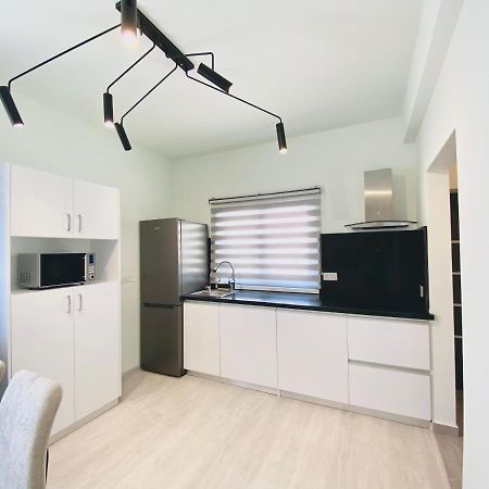 Sandy Bay Villa Ajía Nápa Kültér fotó