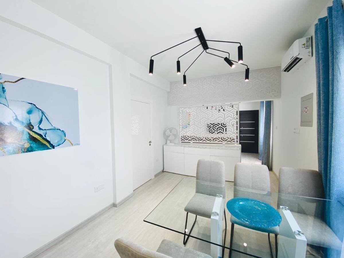 Sandy Bay Villa Ajía Nápa Kültér fotó