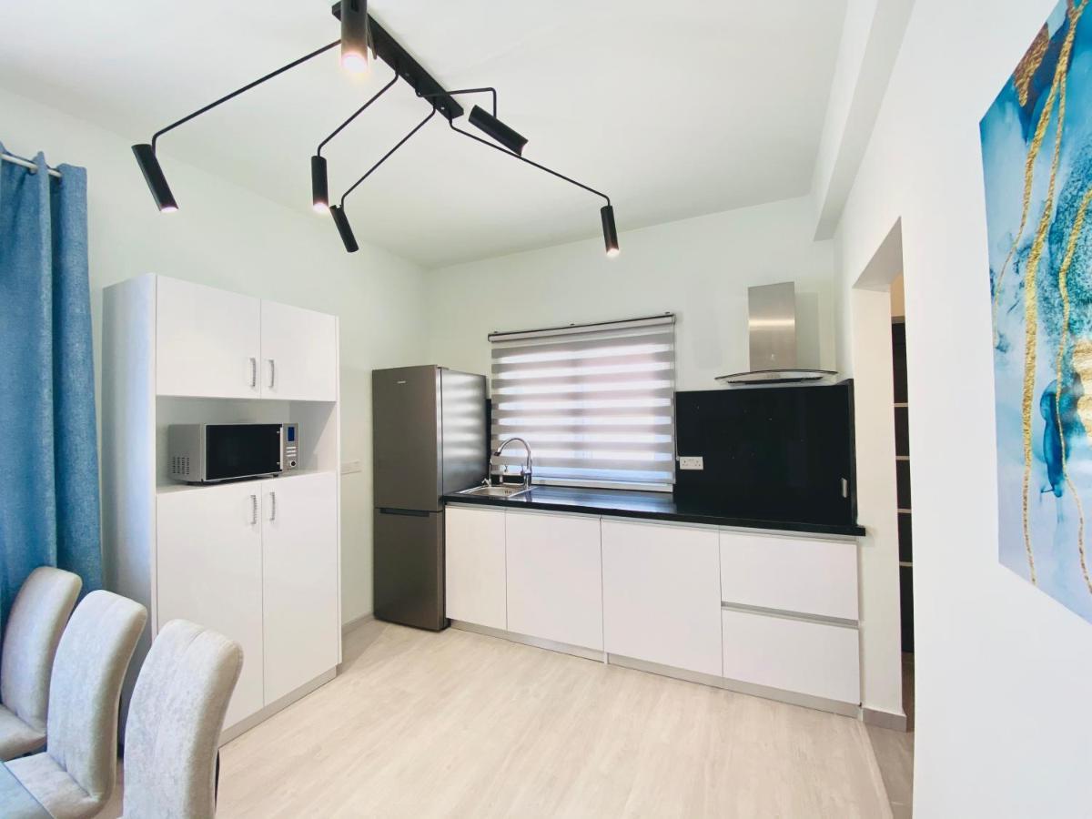 Sandy Bay Villa Ajía Nápa Kültér fotó