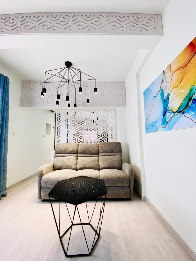 Sandy Bay Villa Ajía Nápa Kültér fotó